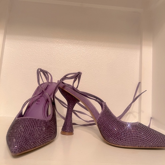 Elegant beautiful shine purple heels - Picture 2 of 5